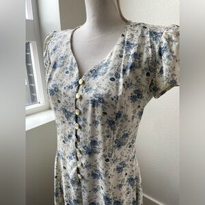 Vintage Floral Blue and Cream Dress - Size 3/4
